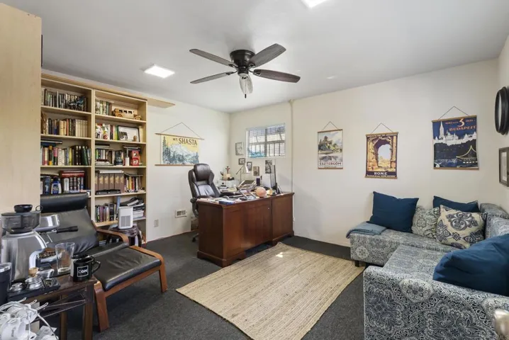 1109 E Fallbrook Street, Fallbrook, California 92028
