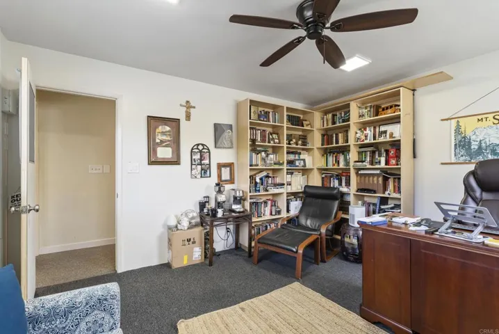 1109 E Fallbrook Street, Fallbrook, California 92028