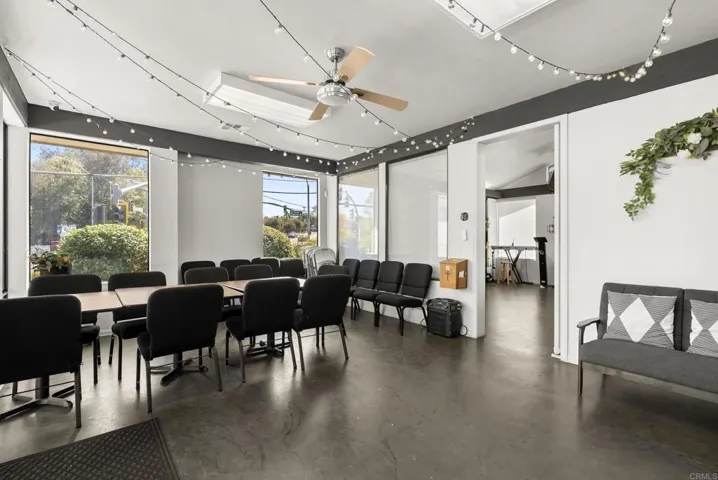1109 E Fallbrook Street, Fallbrook, California 92028