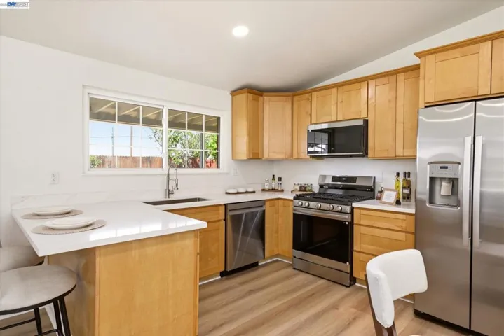 27409 Capri Ave, Hayward, California 94545