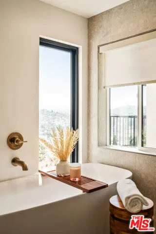 2536 Medlow Avenue, Los Angeles, California 90041