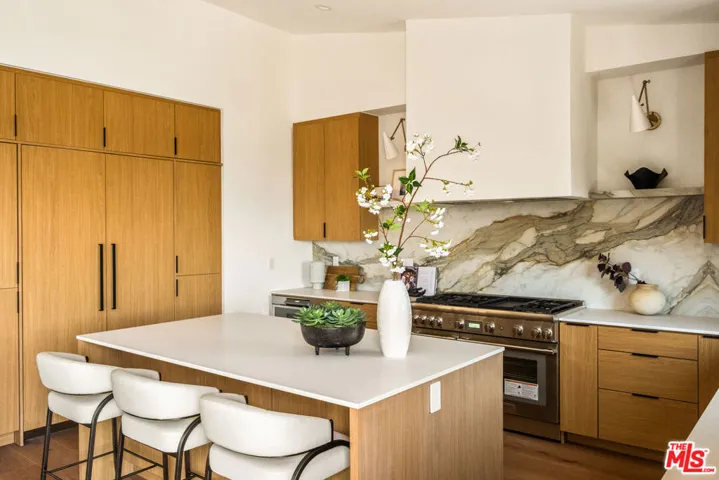2536 Medlow Avenue, Los Angeles, California 90041