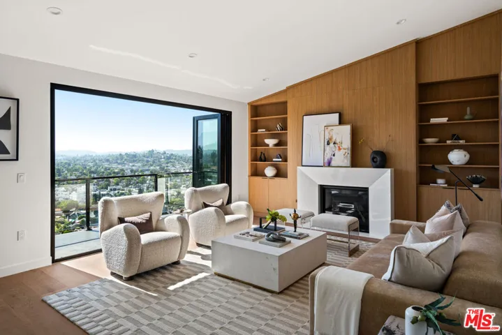 2536 Medlow Avenue, Los Angeles, California 90041