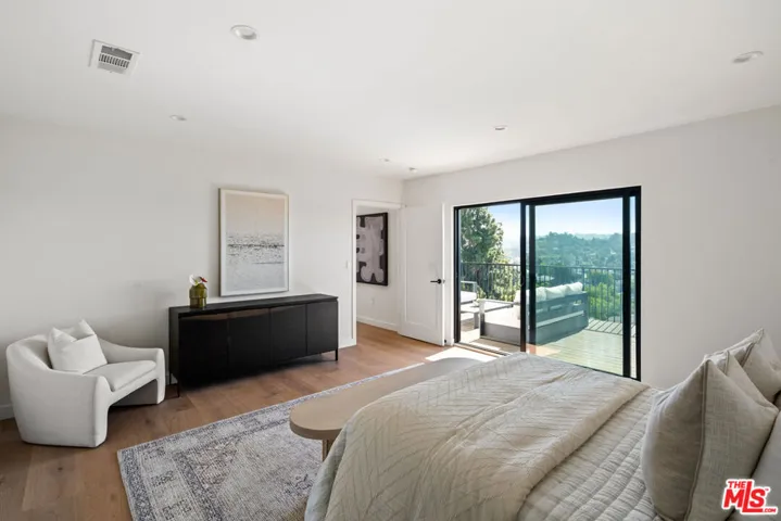 2536 Medlow Avenue, Los Angeles, California 90041
