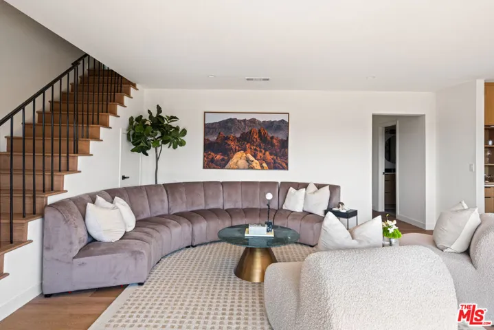 2536 Medlow Avenue, Los Angeles, California 90041