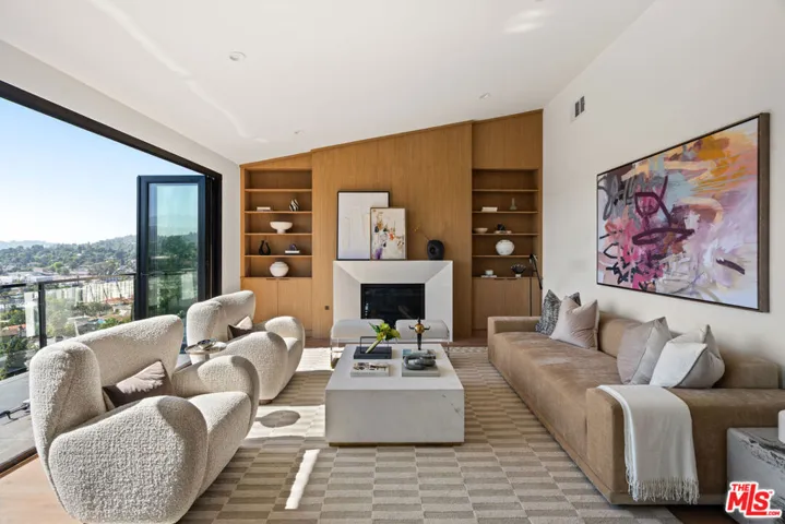 2536 Medlow Avenue, Los Angeles, California 90041