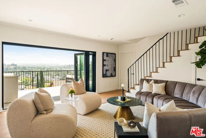2536 Medlow Avenue, Los Angeles, California 90041