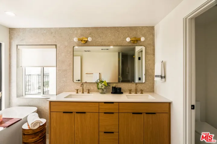 2536 Medlow Avenue, Los Angeles, California 90041
