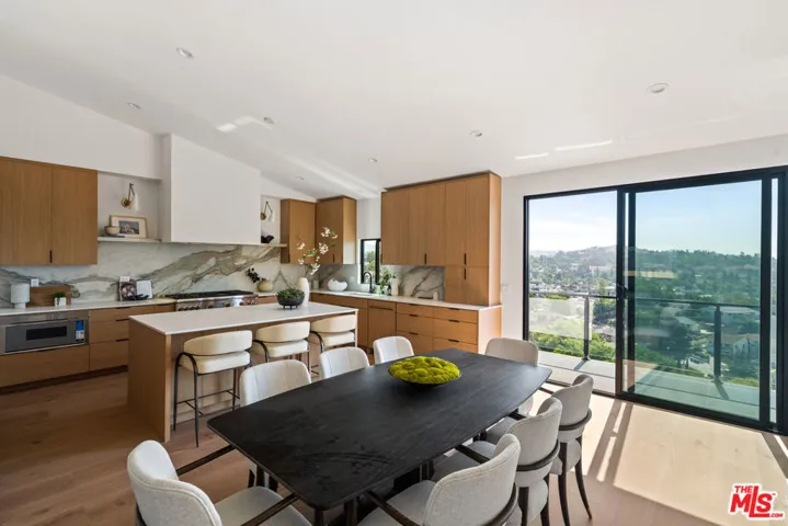 2536 Medlow Avenue, Los Angeles, California 90041