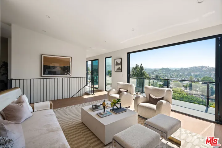 2536 Medlow Avenue, Los Angeles, California 90041