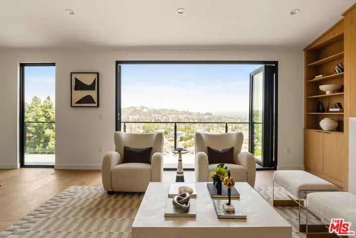 2536 Medlow Avenue, Los Angeles, California 90041