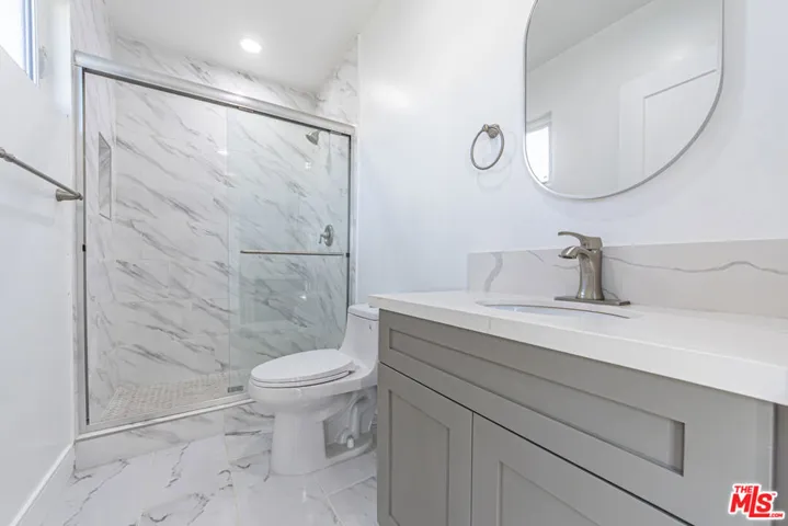 5436 Romaine Street, Los Angeles, California 90038