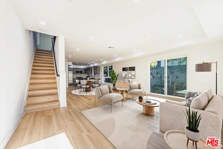5436 Romaine Street, Los Angeles, California 90038