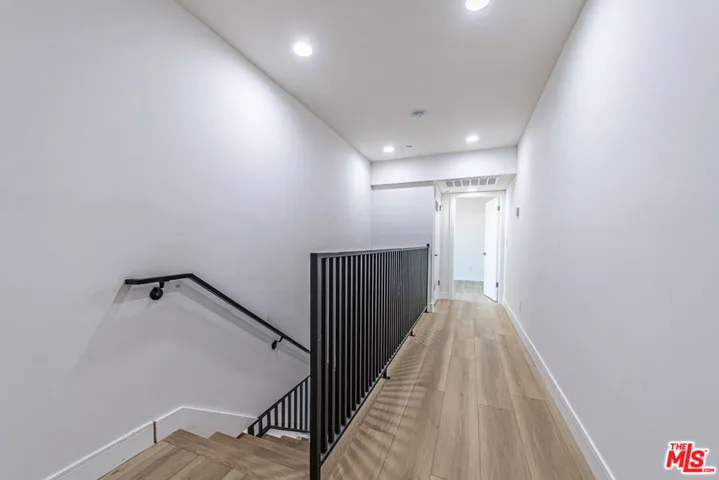 5436 Romaine Street, Los Angeles, California 90038