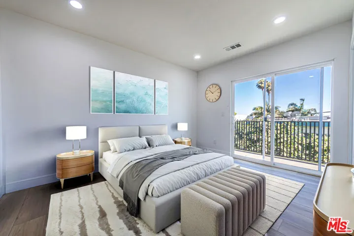 5436 Romaine Street, Los Angeles, California 90038