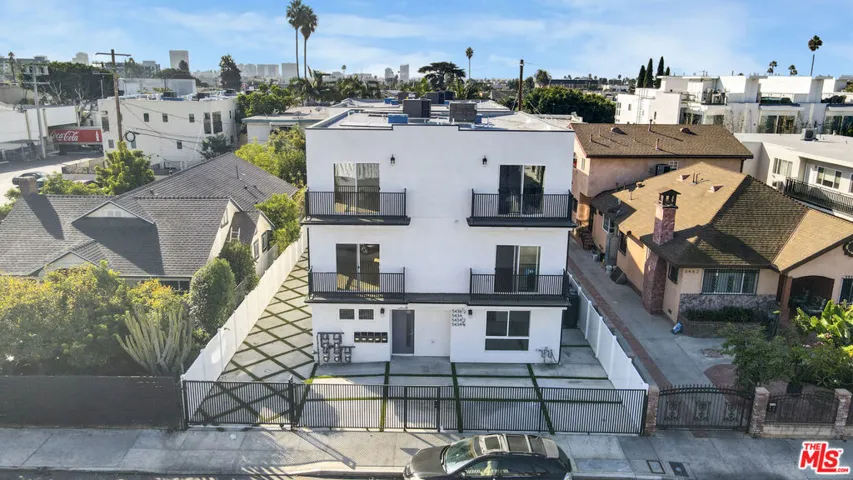 5436 Romaine Street, Los Angeles, California 90038