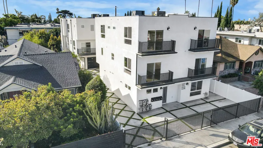 5436 Romaine Street, Los Angeles, California 90038