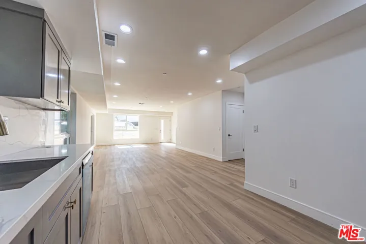 5436 Romaine Street, Los Angeles, California 90038