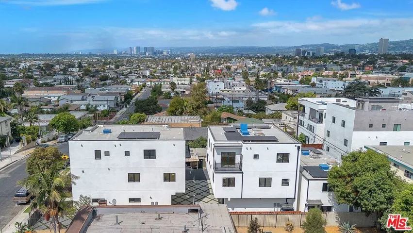 4703 Saturn Street, Los Angeles, California 90019