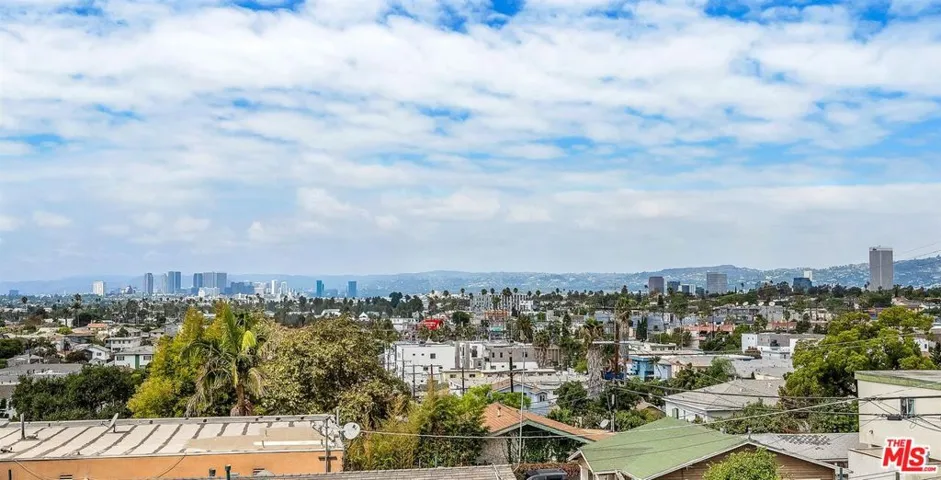 4703 Saturn Street, Los Angeles, California 90019