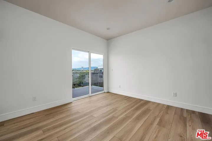 4703 Saturn Street, Los Angeles, California 90019