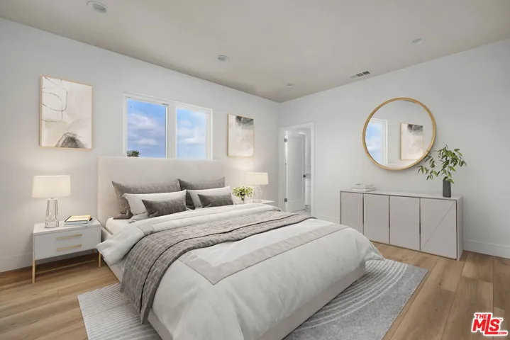 4703 Saturn Street, Los Angeles, California 90019