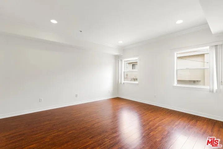 3328 Oakhurst Avenue 110, Los Angeles, California 90034