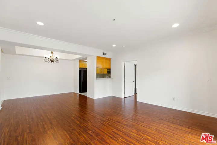 3328 Oakhurst Avenue 110, Los Angeles, California 90034