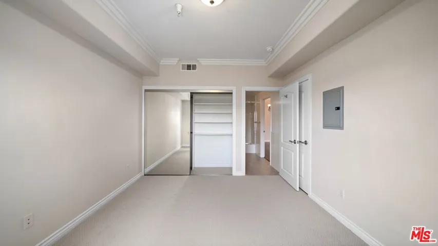 3328 Oakhurst Avenue 205, Los Angeles, California 90034