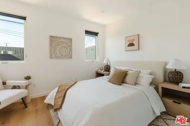 6765 Lexington Avenue A, Los Angeles, California 90038