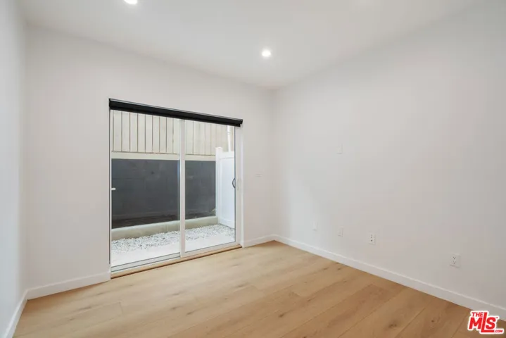 6765 Lexington Avenue A, Los Angeles, California 90038