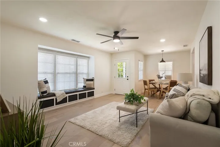 160 N Barranca, Glendora, California 91741