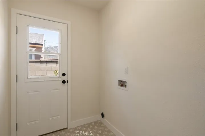 160 N Barranca, Glendora, California 91741
