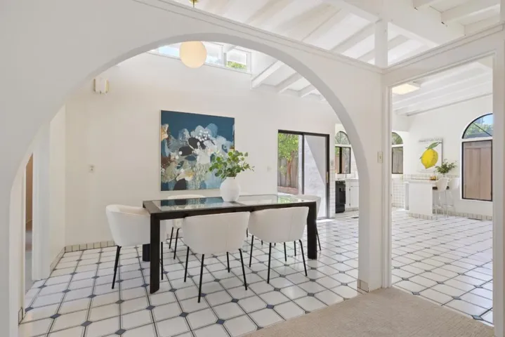 217 Diablo Avenue, Mountain View, California 94043