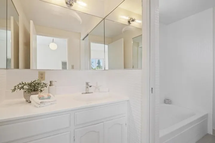 217 Diablo Avenue, Mountain View, California 94043