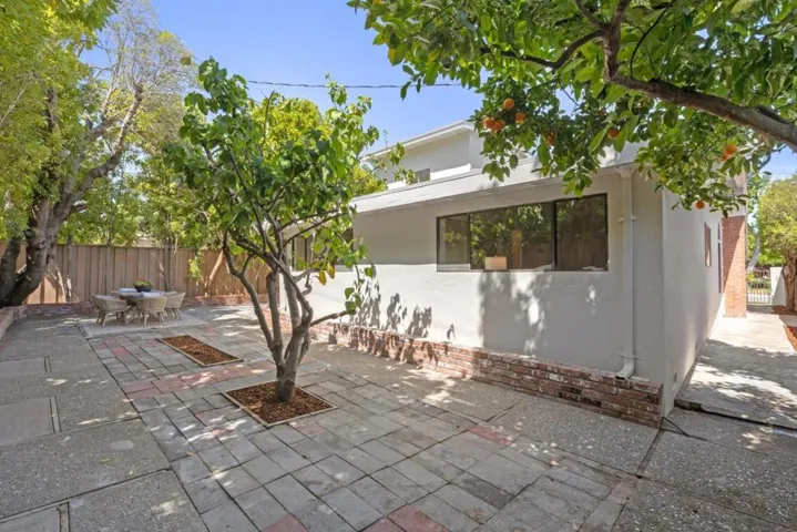217 Diablo Avenue, Mountain View, California 94043