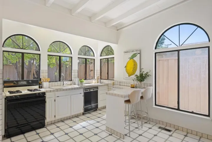 217 Diablo Avenue, Mountain View, California 94043