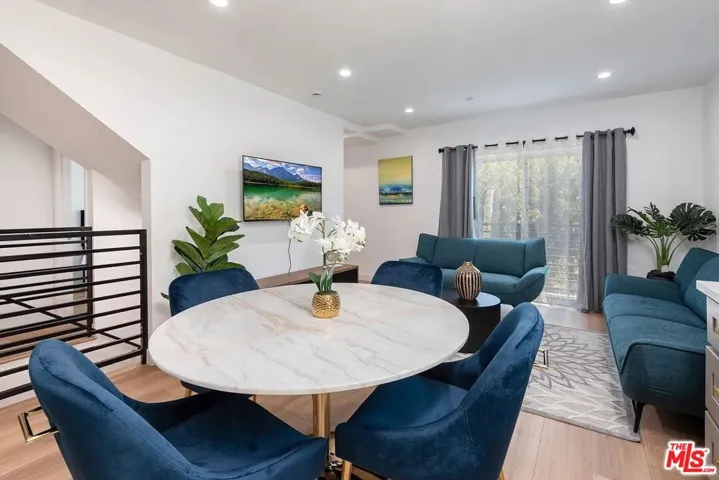 1153 S Ardmore Avenue, Los Angeles, California 90006