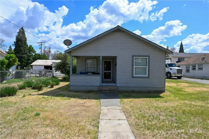 709 Lane St, Yreka, California 96097