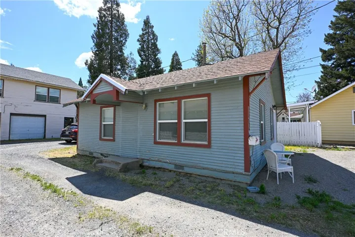 709 Lane St, Yreka, California 96097