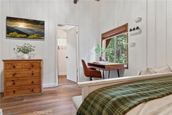 LOOK HOW ROOMY this bedroom is!