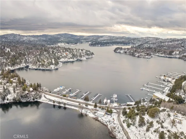 Here is the marina to get your boat lunched at the lake.