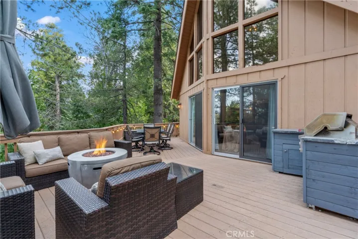 This is the Lake Arrowhead lifestyle.