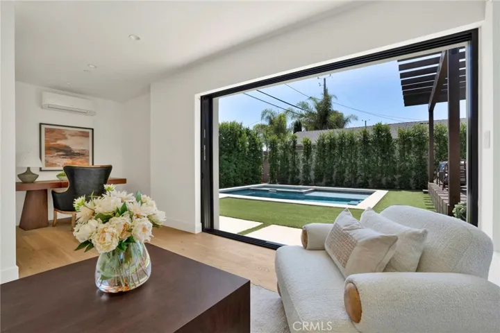 414 S Orchard, Burbank, California 91506