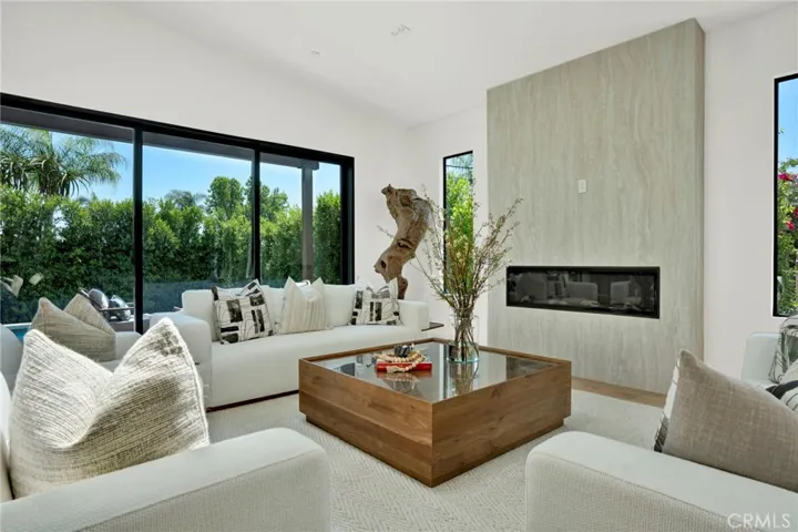414 S Orchard, Burbank, California 91506
