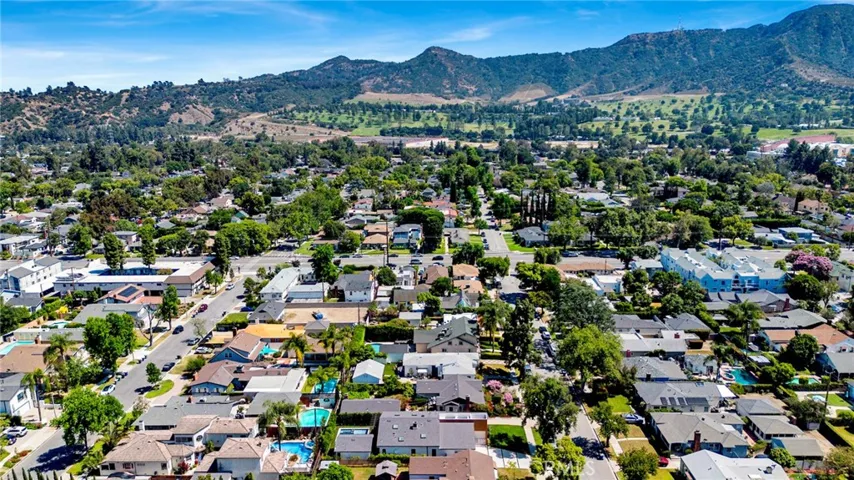 414 S Orchard, Burbank, California 91506