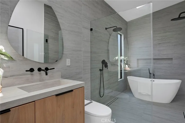 414 S Orchard, Burbank, California 91506