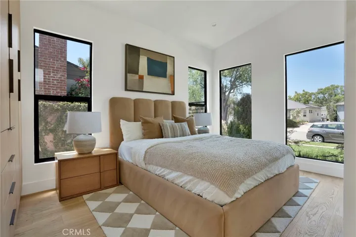 414 S Orchard, Burbank, California 91506