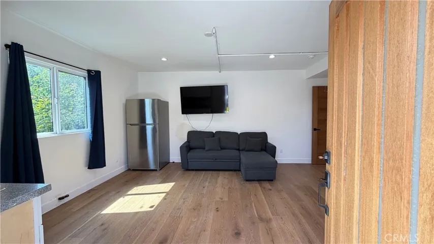 7257 Wilbur Avenue Adu, Reseda, California 91335