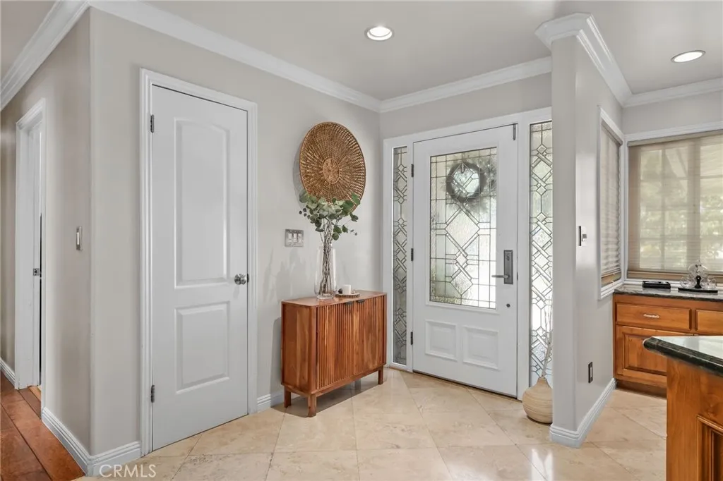 518 Converse, Claremont, California 91711 — photo 4